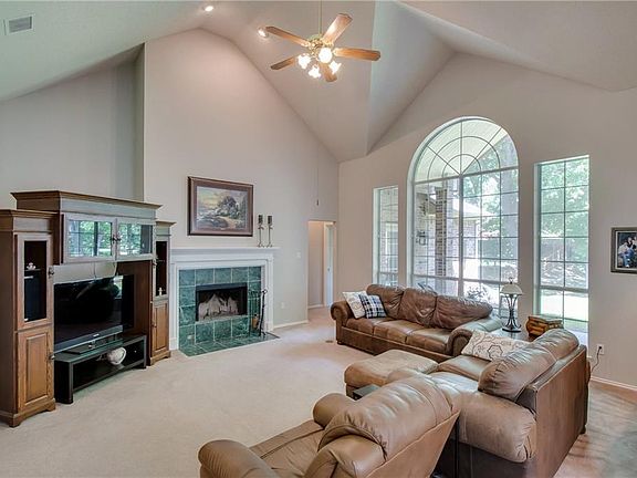 2nd image of 1734 Chandlers Lndg