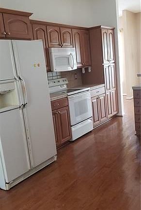 5th image of 3571 Sahara Springs Blvd