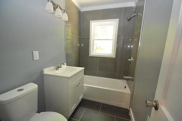 712 Bernice St — Photo 8