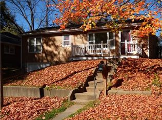 1334 Cheyenne St, Leavenworth, KS 66048