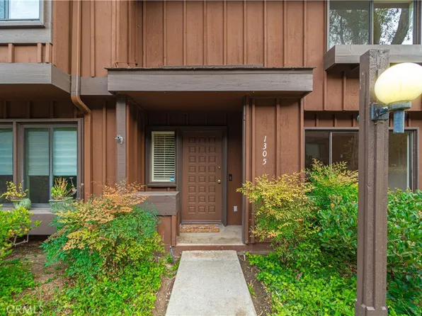 1305 Westmont Dr, San Pedro, CA 90732