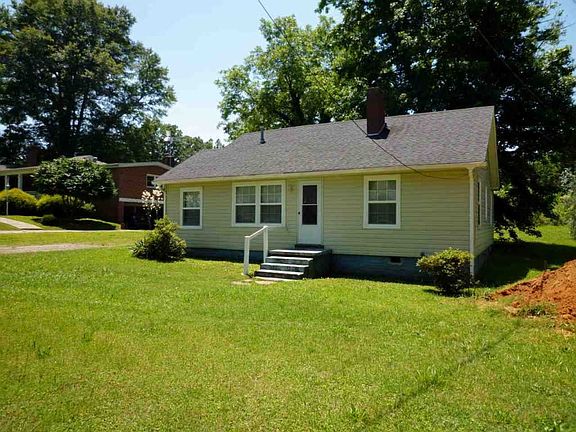 4th image of 115 McClure Dr