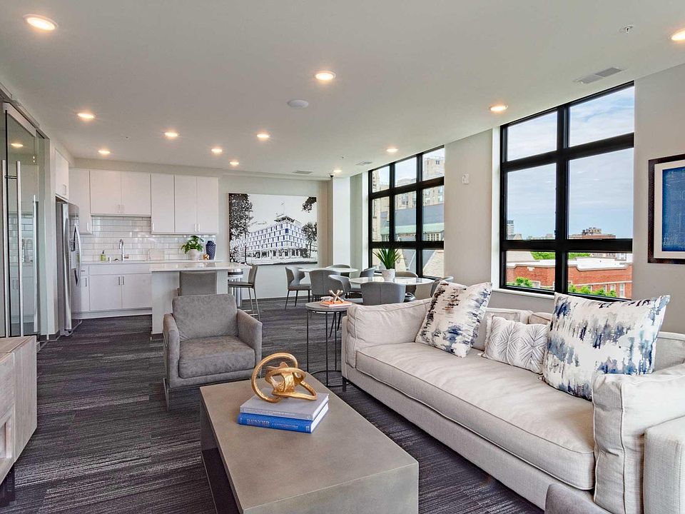 Penthouse Community Room