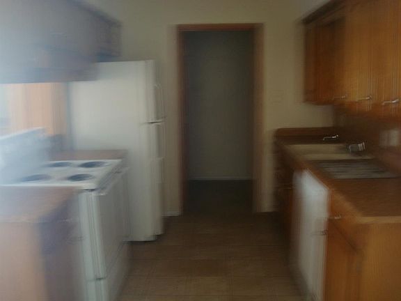 5th image of 613 E Renfro St #613