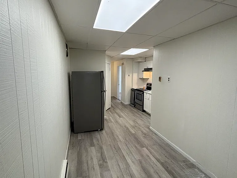 80 E 24th St #2 — Photo 4