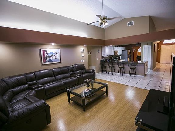 4th image of 1343 Gangplank Dr