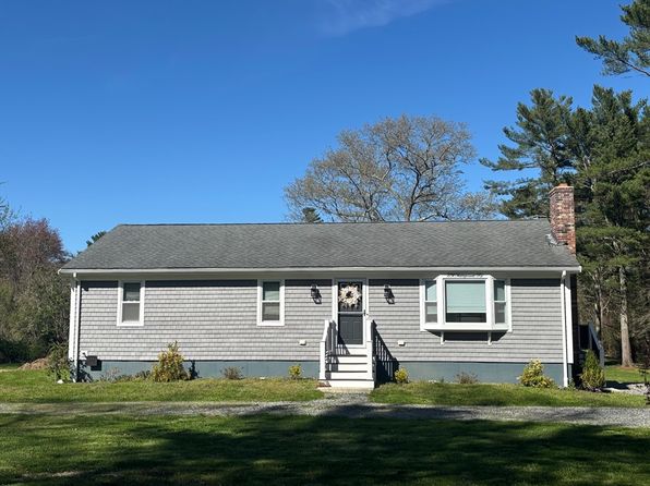 231 Mattapoisett Rd, Acushnet, MA 02743