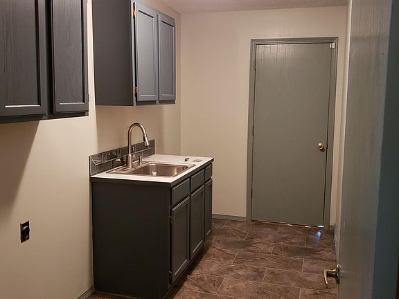 Laundry Room and Entrance from the Garage