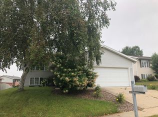 2215 Hampton Rhodes Ct NW, Rochester, MN 55901