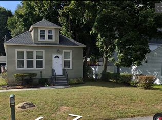 249 Schoolhouse Rd #A, Albany, NY 12203