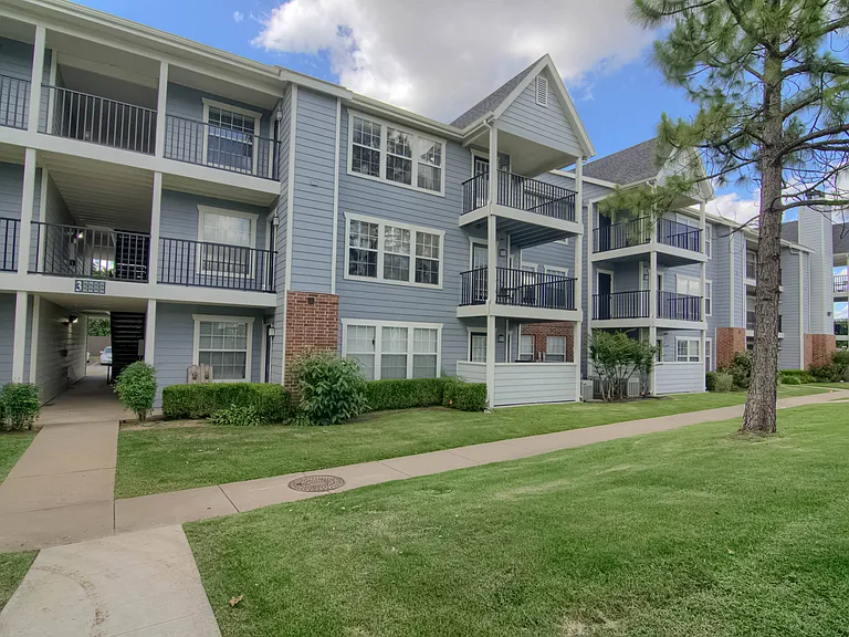 Villas at Countryside Apartment Homes — Photo 17