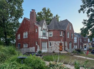 7552 Buckingham Dr #2, Saint Louis, MO 63105