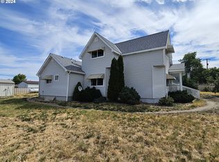 707 Columbia St, Wasco, OR 97065