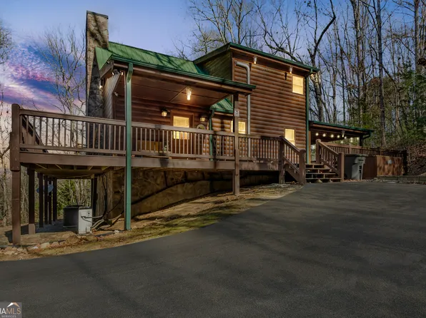 211 Highland Forest Dr, Morganton, GA 30560