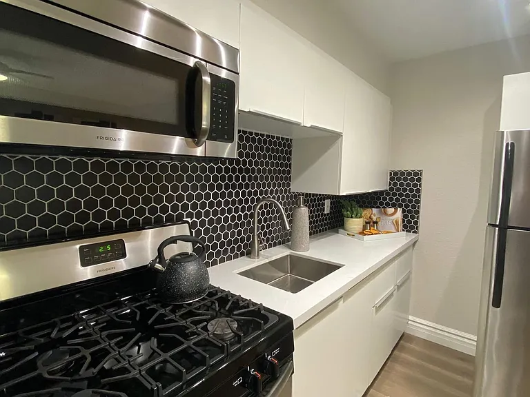 La Cima Apartments — Photo 20