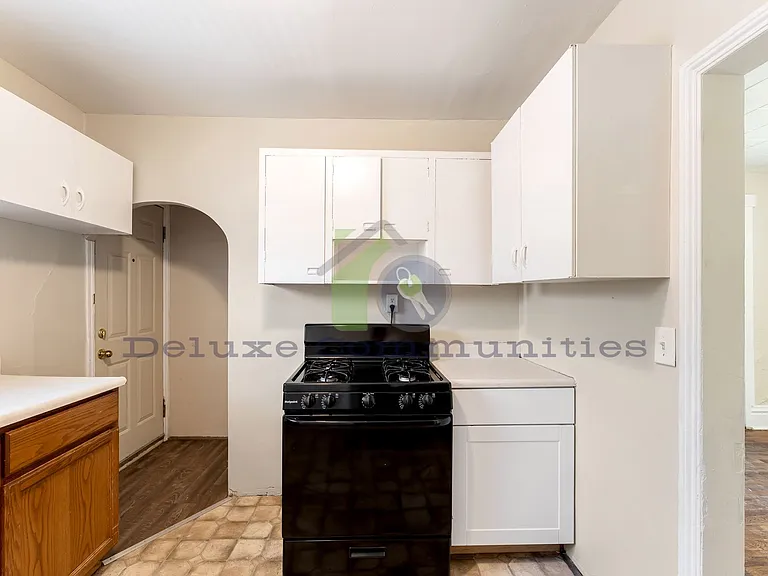 904 Park St SW — Photo 6