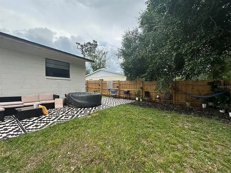 226 S 4th St — Photo 18