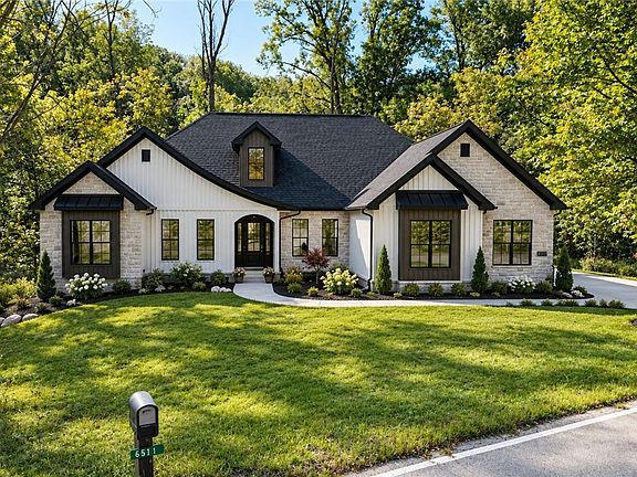 2nd image of 6579 Hathaway Rd