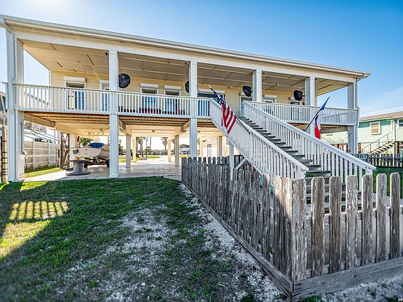 2nd image of 1565 N Ocean Dr