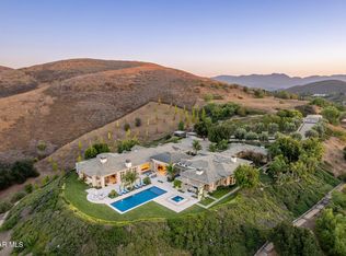 1300 Woodland Grove Ct, Thousand Oaks, CA 91362