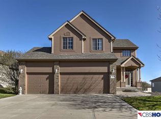 18628 Marcy St, Elkhorn, NE 68022