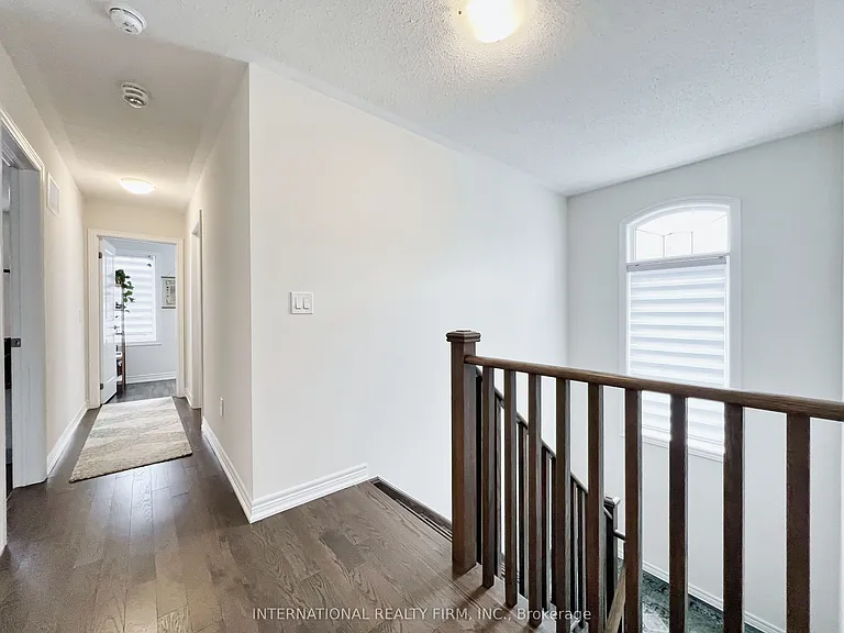 1 Frederick Pearson St — Photo 31