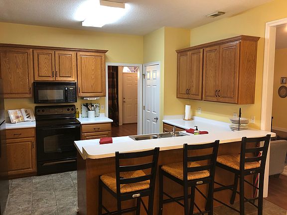 2nd image of 1619 Hardwick Dr