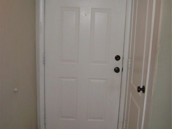 2nd image of 9901 Trailwood Dr APT 2006