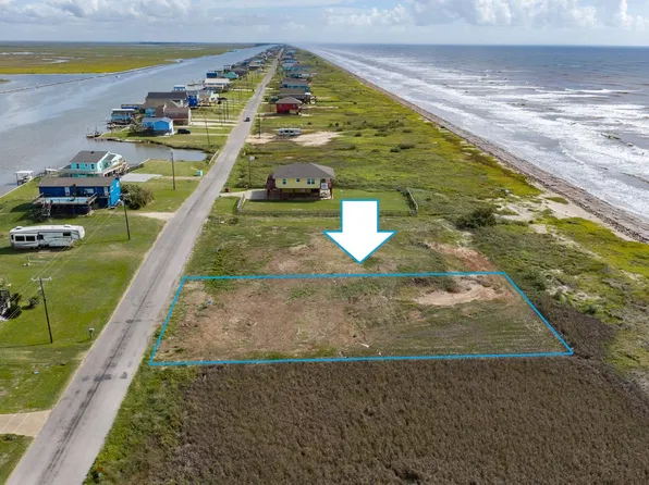 281 County Road 230, Bay City, TX 77414