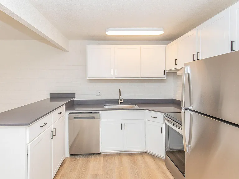Kitchen, stainless appliances, white cabinets