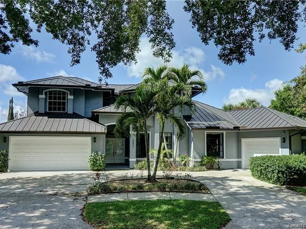 18421 Lake Bend Dr, Jupiter, FL 33458