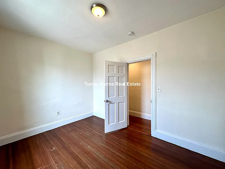 692 Columbia Rd #2A — Photo 32