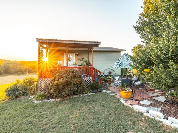 23589 Rock Bluff Dr, Richland, MO 65556