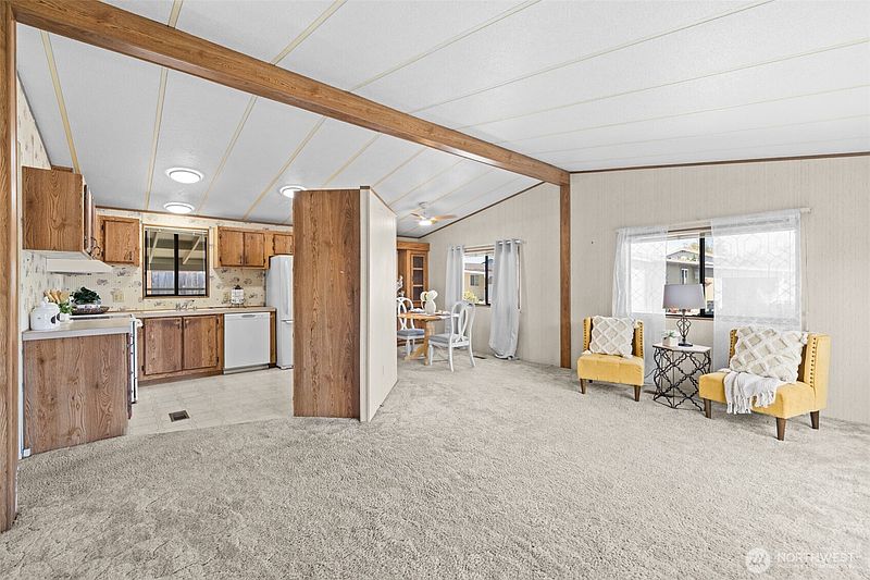 5th image of 325 N 5th Avenue #38
