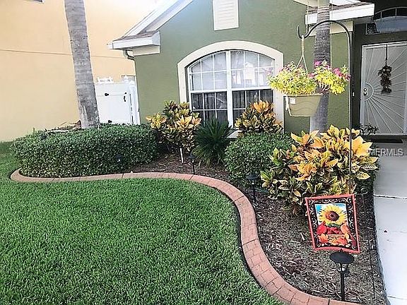 5th image of 2703 Sierra Vista Way