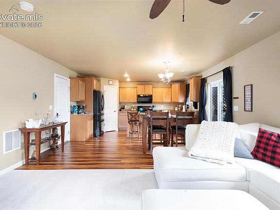 3rd image of 7694 Manistique Dr