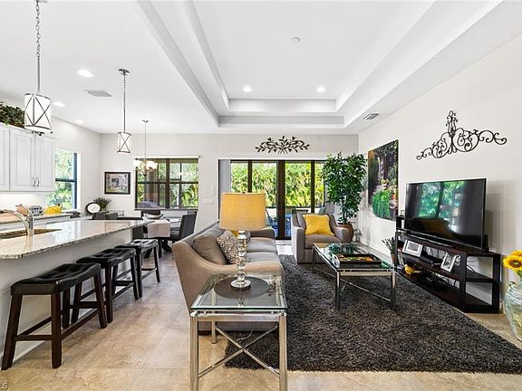 5th image of 9227 Isla Bella Cir