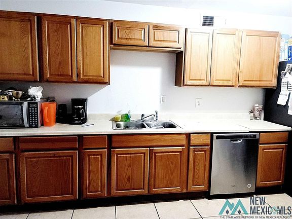 4th image of 809 S Adams Dr