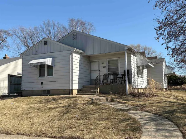 926 18th St, Rockford, IL 61104