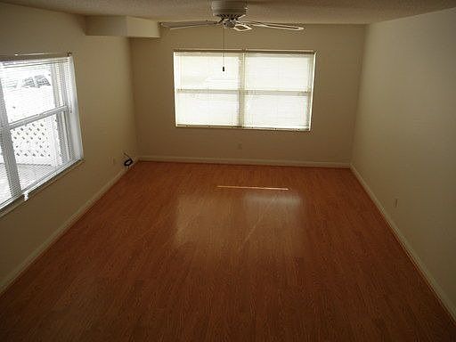 3rd image of 8147 Bridgewater Ct APT B