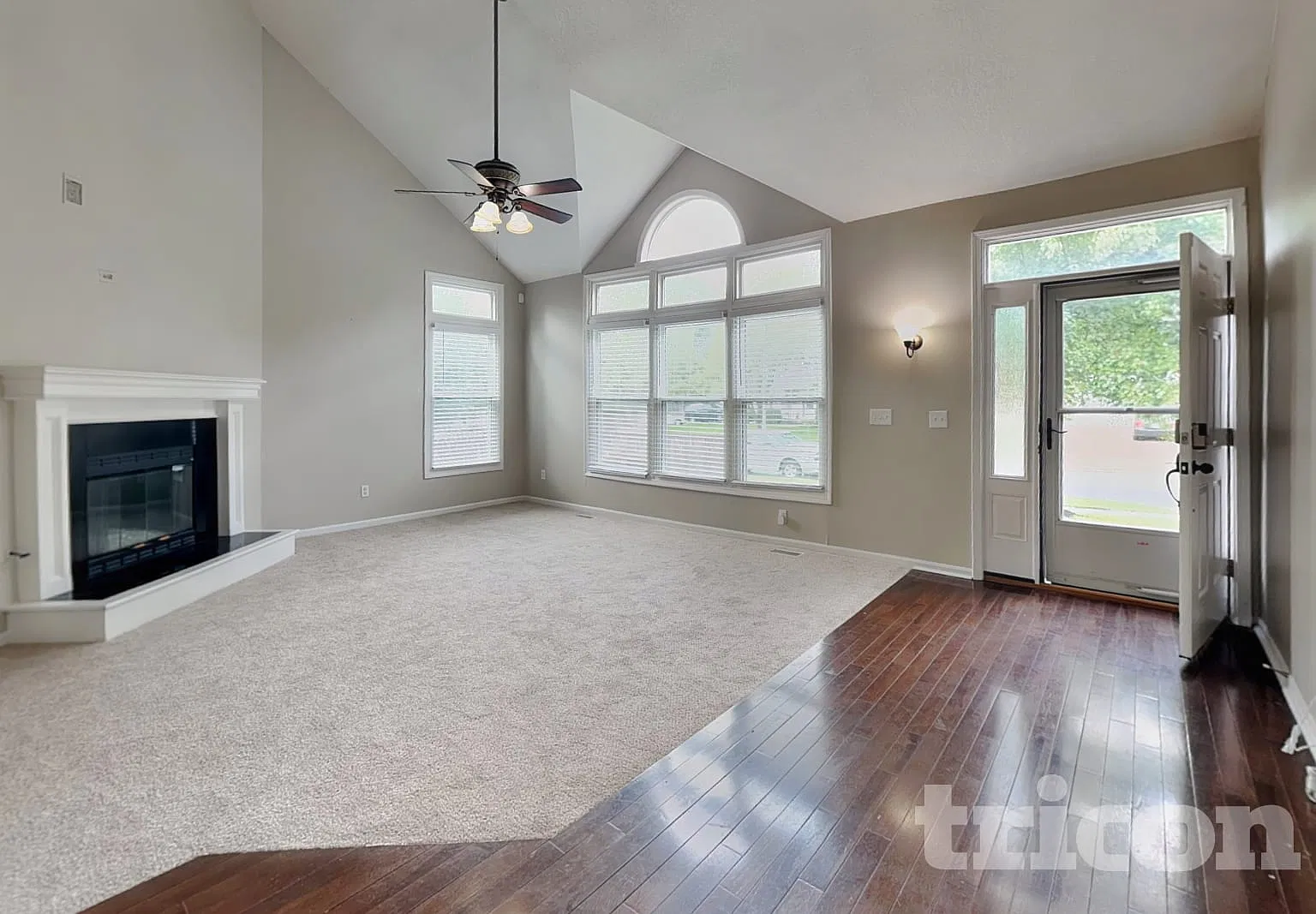 12417 S Albervan Street Olathe KS — Photo 2