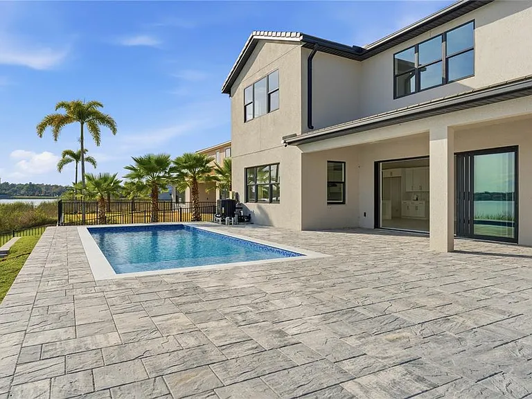 16708 Bolsena Dr — Photo 23