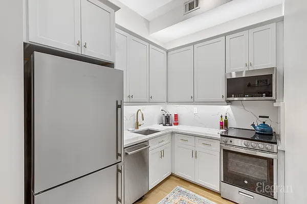 Rented by Elegran | media 2
