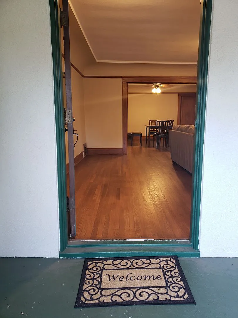 Old Town Orange Student Housing — Photo 1