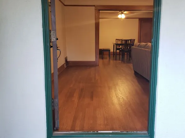 Old Town Orange Student Housing