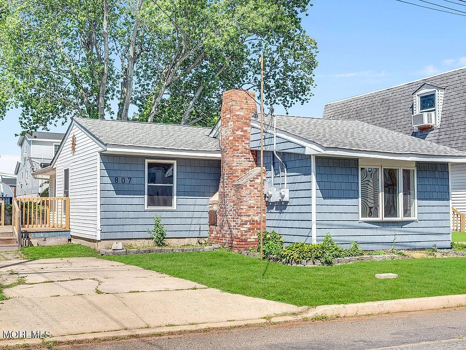 1st image of 807 6th Street #A & B