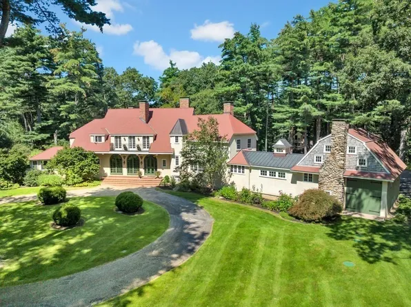 11 William Fairfield Dr, Wenham, MA 01984