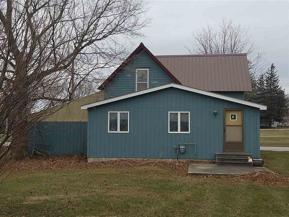 2nd image of 311 Main St