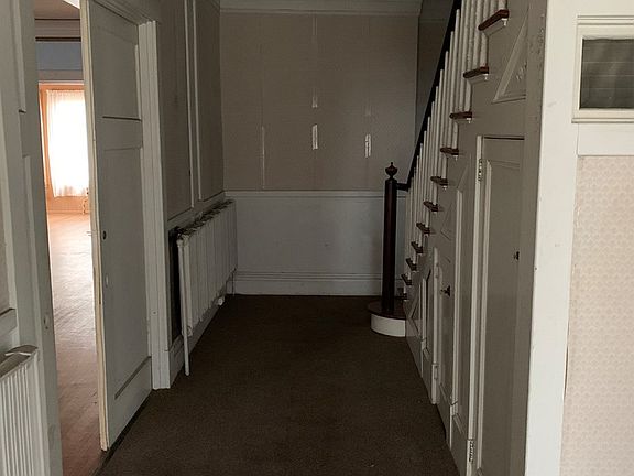 2nd image of 16 York Ave