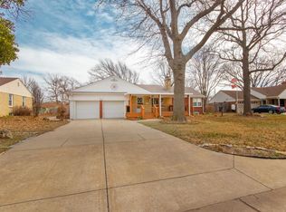 240 S Ridgewood Dr, Wichita, KS 67218